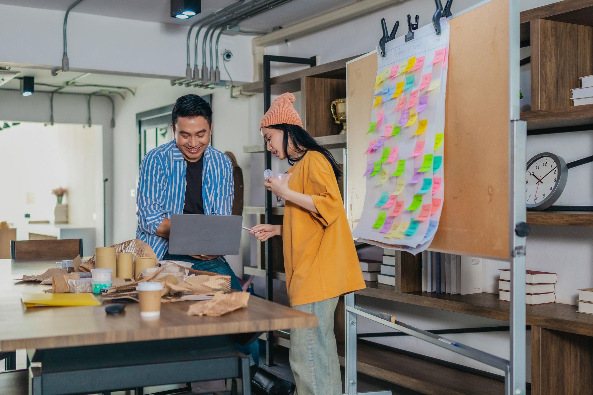 Agile Hardware Development with Scrum